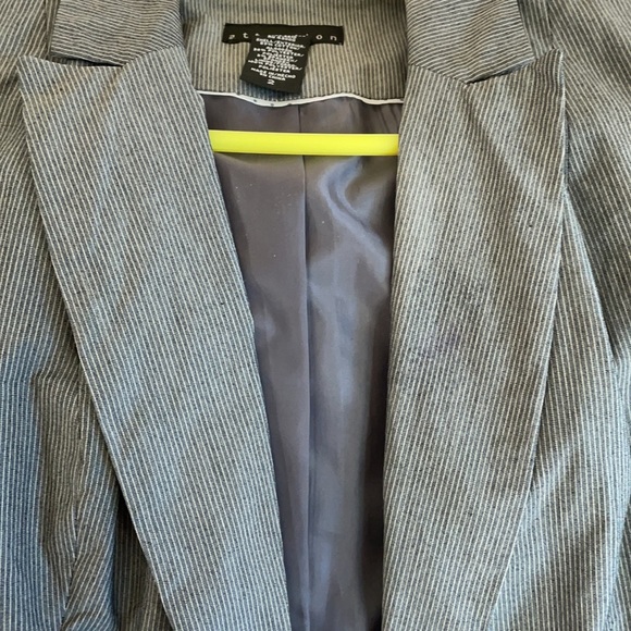 Attention Thin Pin Striped Blazer - Picture 10 of 14